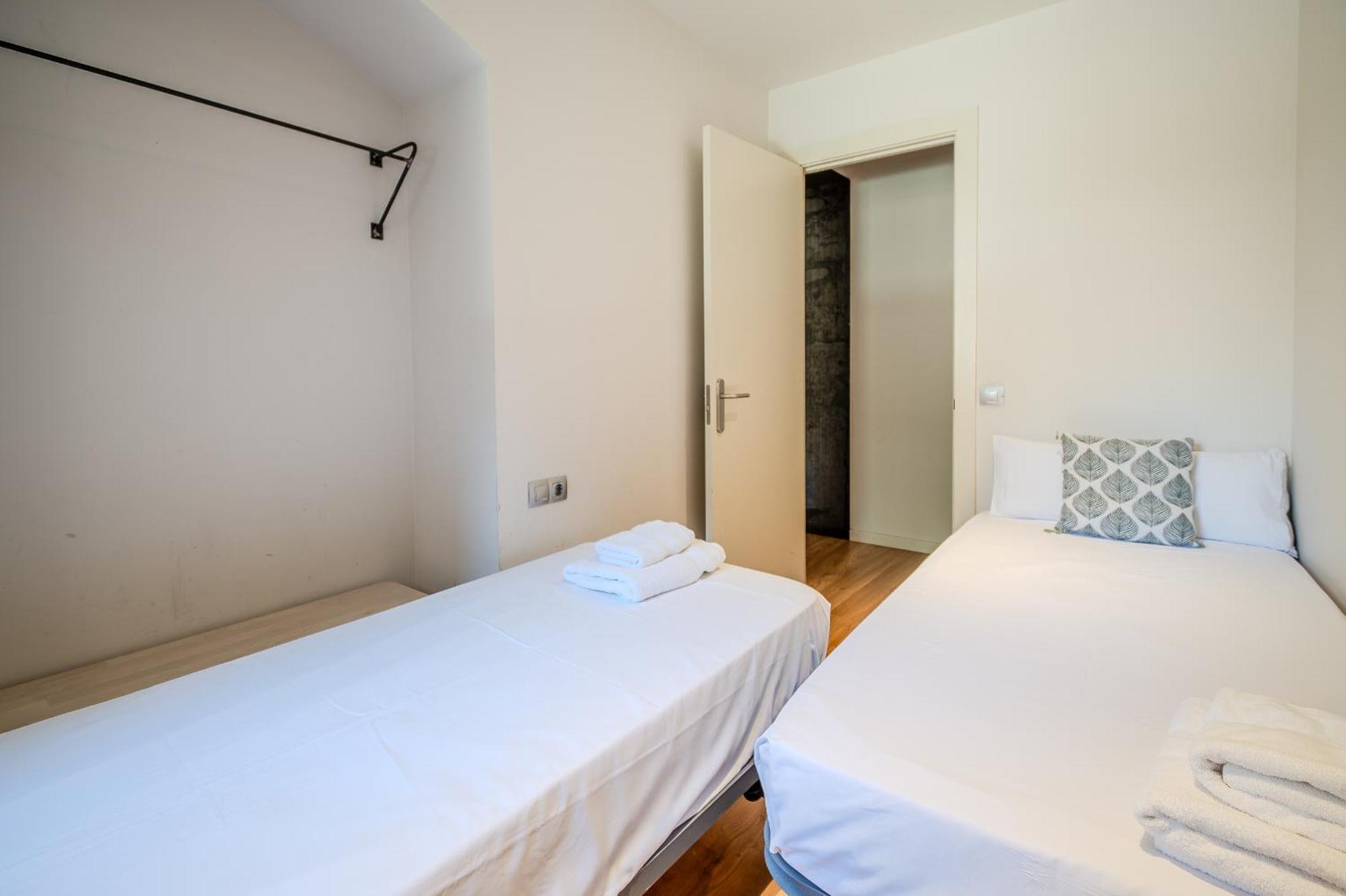 Flateli Plaça Catalunya 1-2 Gérone Extérieur photo